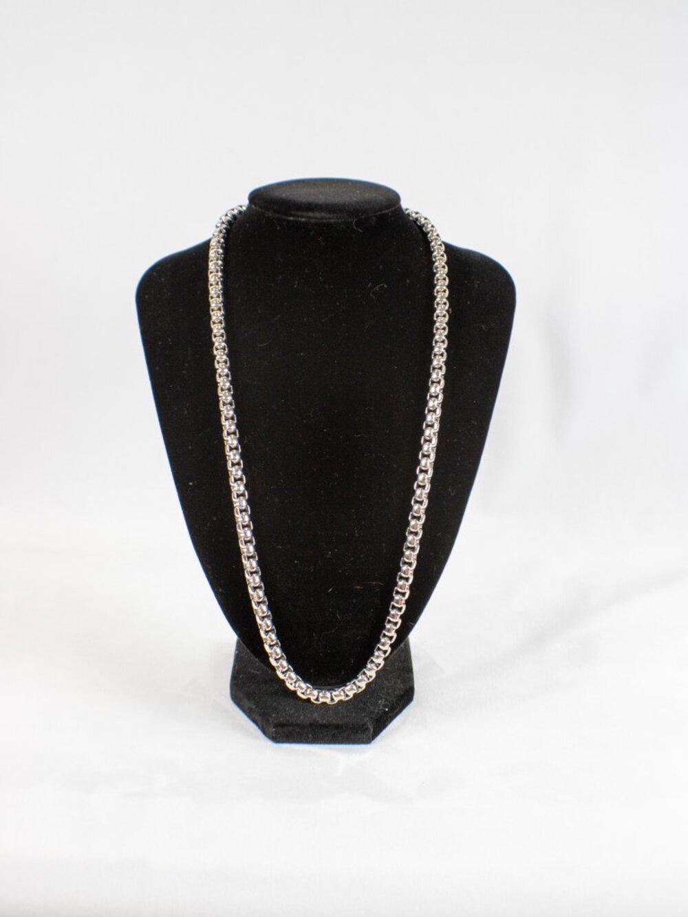 Classic Silver-Tone Hollow Box Chain Necklace Stainless Steel